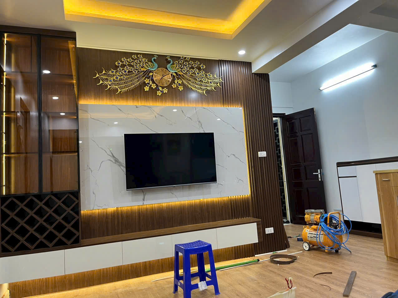 Kệ Tivi kết hợp lam sóng