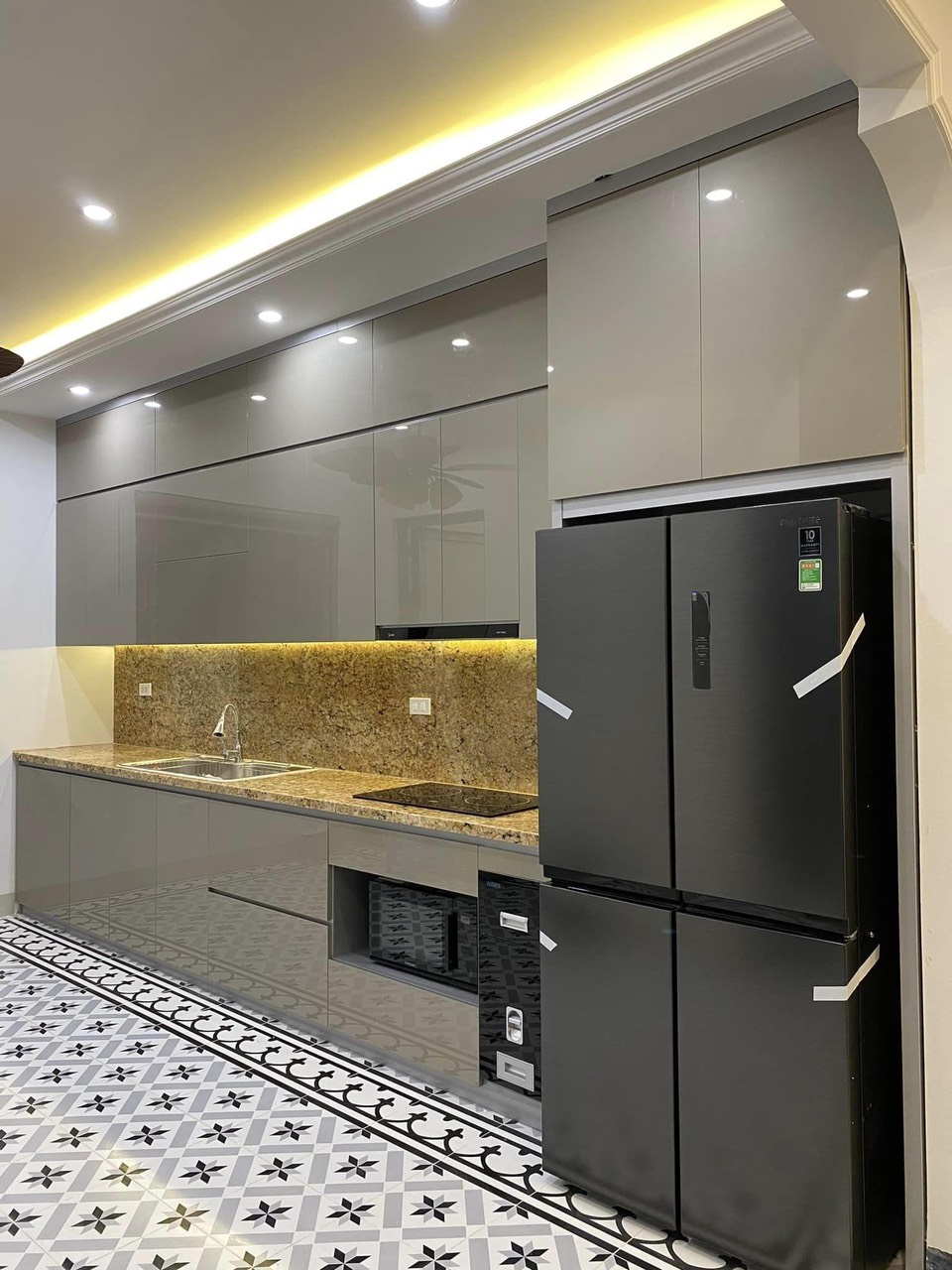 Tủ Bếp Nhựa Cao Cấp 07