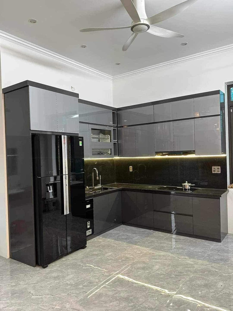 Tủ Bếp Nhựa Cao Cấp 02