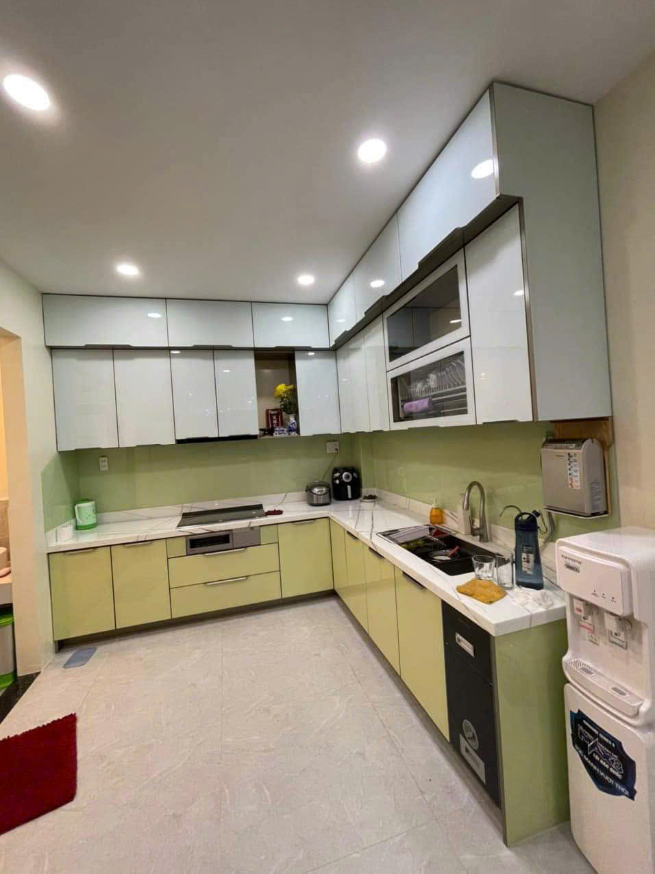 Thi Công Tủ Bếp Nhựa